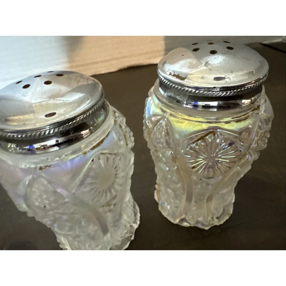 Vintage Fenton Opalescent Carnival Glass Daisy Button Salt Pepper Shaker Set 3